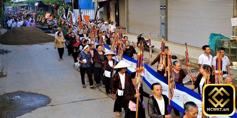 Nếu ai mơ thấy đám ma hàng xóm hãy luôn cảnh giác người xung quanh